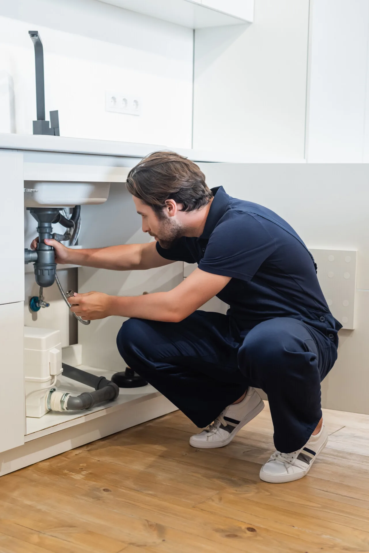 A Guy Contracting